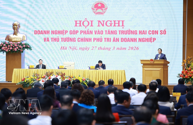 El primer ministro de Vietnam, Pham Minh Chinh, habla en la conferencia. (Foto: VNA)