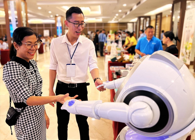 El Departamento de Ciencia y Tecnología organiza el seminario "Desarrollo de recursos humanos para la ciencia, la tecnología y la innovación a nivel internacional". (Foto: VNA)