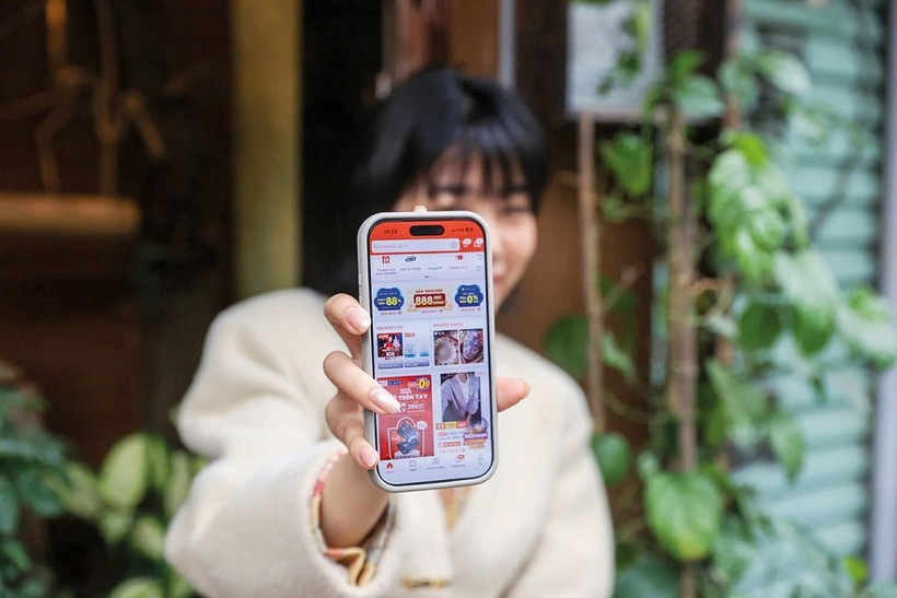 El 2026 es un año crucial, ya que la Ley de Comercio Electrónico entra en su fase de implementación. (Imagen: Thoibaotaichinh.vn)