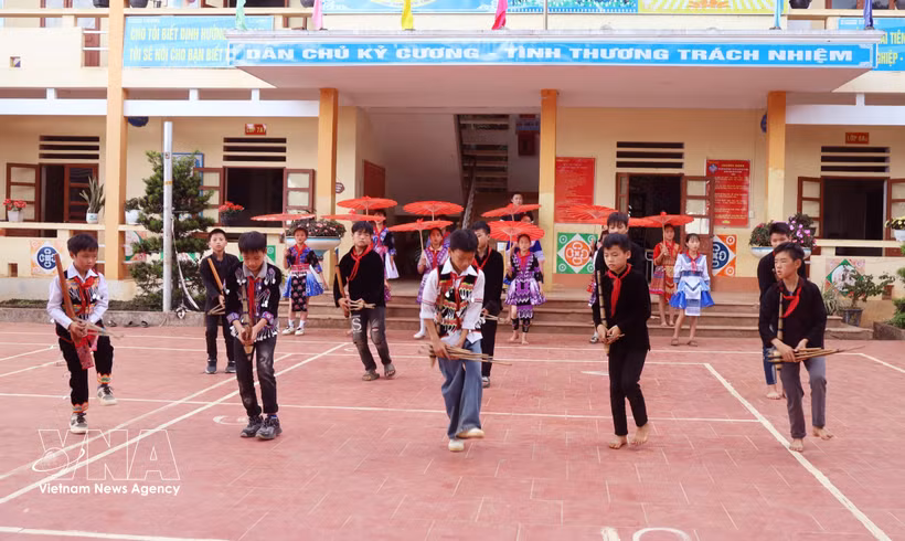 Alumnos de la escuela internado Nan Ma, comuna de Pa Vay Su, Tuyen Quang. Foto: VNA 