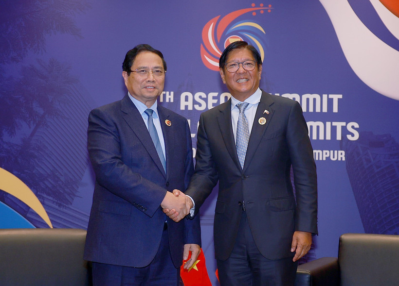 El primer ministro de Vietnam, Pham Minh Chinh, y el presidente de Filipinas, Ferdinand Romualdez Marcos Jr. (Foto: VNA)