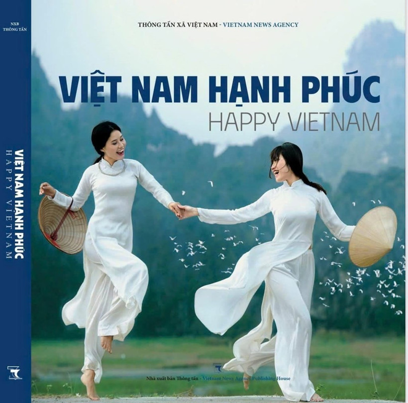 Portada del libro "Vietnam feliz" (Fuente: VNA)