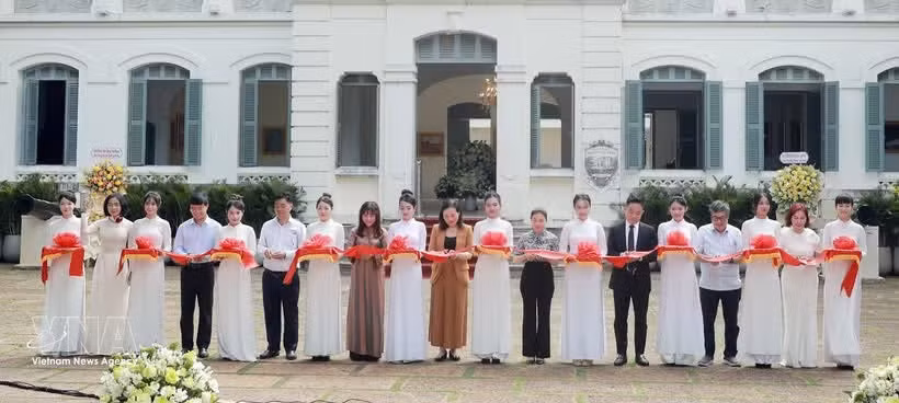 Inauguración de exposición Maison de Lumière – Casa de la Luz. (Fuente: VNA)