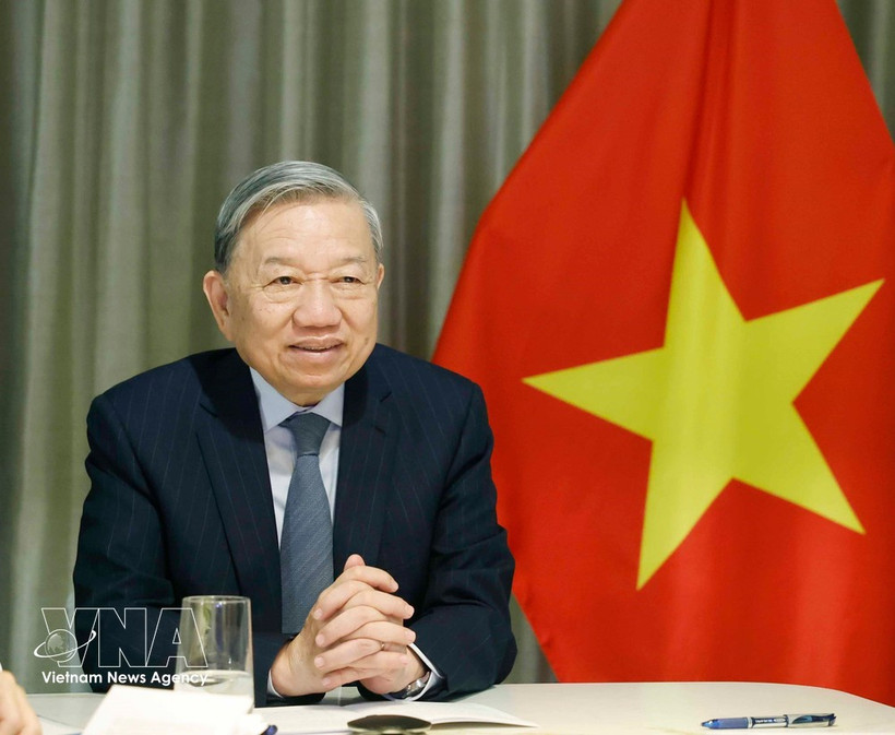 El secretario general del Partido Comunista de Vietnam (PCV), To Lam, sostuvo el 18 de febrero (hora local) conversaciones telefónicas con el senador Steve Daines (republicano - Montana) y el senador Bill Hagerty (republicano - Tennessee), ambos miembros del Comité de Relaciones Exteriores del Senado, con motivo de su viaje para asistir a la reunión inaugural del Consejo de Paz de Gaza en Washington.