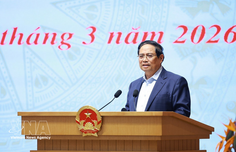 El primer ministro de Vietnam, Pham Minh Chinh, preside la segunda sesión del año del Comité directivo del Gobierno para el desarrollo de la ciencia, la tecnología, la innovación, la transformación digital y el Proyecto 06. (Foto: VNA)