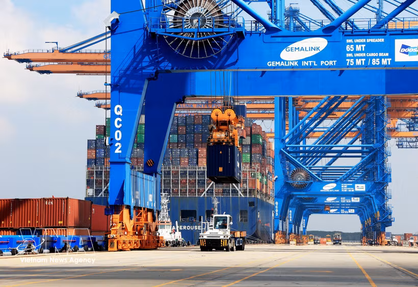 El puerto de Gemalink cuenta con una de las infraestructuras y equipamientos más modernos de Vietnam y goza de una ubicación estratégica con importantes ventajas operativas dentro del complejo portuario de Cai Mep–Thi Vai. (Foto: VNA)