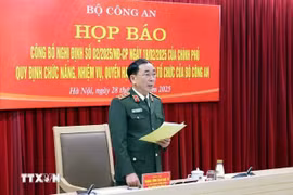 El viceministro de Seguridad Pública, Tran Quoc To, habla en una conferencia de prensa. (Foto: VNA)