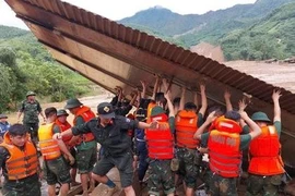 Unidos para eliminar viviendas precarias: Difundiendo espíritu de responsabilidad y solidaridad en la sociedad