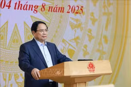 El primer ministro de Vietnam, Pham Minh Chinh, interviene en la reunión. (Fuente: VNA)