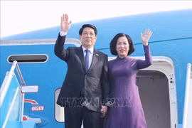 El presidente vietnamita, Luong Cuong, partió hoy de Hanoi para su participación en 80.º periodo de sesiones de Asamblea General de ONU. (Fuente: VNA)