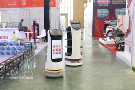 Un robot recepcionista guiará a los visitantes en la Feria de Primavera de 2026. (Fuente: VNA)