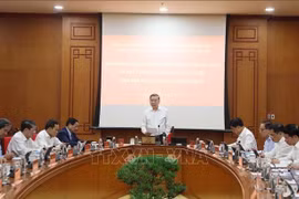 En la reunión (Fuente: VNA)