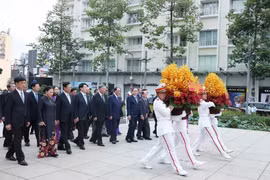 En el Parque de la Estatua del Presidente Ho Chi Minh (Foto: VNA)