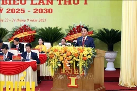 El secretario del Comité partidista de Tuyen Quang, interviene en la Asamblea. (Fuente: VNA)