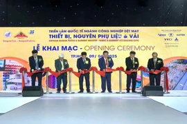 En la ceremonia de inauguración de Saigontex - Saigonfabric 2025 (Foto: VNA)