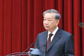 El secretario general del Partido Comunista de Vietnam, To Lam, interviene en el pleno (Fuente: VNA)