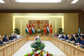 En la reunión (Fuente: VNA)