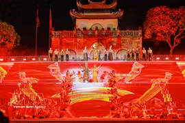 Una actuación durante la ceremonia de inauguración del Festival Internacional de Artes Marciales de Hanoi 2026, el 7 de agosto (Foto: VNA)
