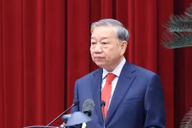 El secretario general del Partido Comunista de Vietnam, To Lam, interviene en el segundo pleno del XIV Comité Central del Partido. (Foto: VNA)