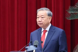 El secretario general del Partido Comunista de Vietnam, To Lam, interviene en el segundo pleno del XIV Comité Central del Partido. (Foto: VNA)