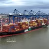 Importación y exportación de mercancías en el puerto de contenedores de Lach Huyen, ciudad de Hai Phong. (Fuente: VNA)