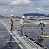 Muchas empresas y hogares de la provincia de Ca Mau utilizan energía solar para reducir costes. (Fuente: VNA)