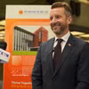Layton Pike, miembro del Consejo Asesor del Instituto de Políticas Australia-Vietnam (AVPI) y subdirector a cargo de Relaciones Internacionales de la Universidad RMIT, en la entrevista. (Fuente: VNA)