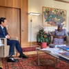 El embajador Mai Phan Dung, jefe de la Misión Permanente de Vietnam ante la Organización Mundial del Comercio (OMC) en Ginebra, en la reunión con la directora general de la OMC, Ngozi Okonjo-Iweala. (Fuente: VNA)