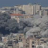 El humo se eleva tras un ataque aéreo israelí en Haret Hreik, al sur de Beirut, Líbano, el 4 de marzo de 2026. (Foto: Xinhua/VNA)