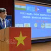 El consejero comercial de Vietnam en India, Bui Trung Thuong, habla en el evento. (Fuente: VNA)