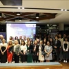 Delegados asistentes al evento se tomaron una foto de recuerdo con la Junta Directiva de VIFA. (Fuente: VNA)