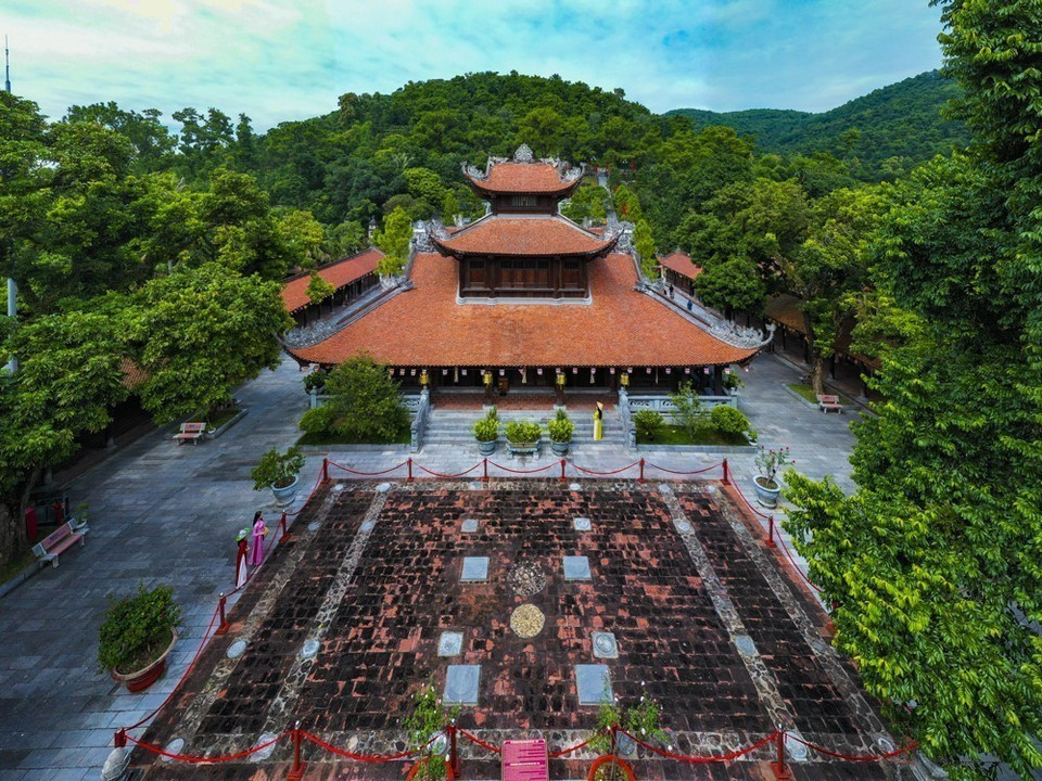 Los cimientos antiguos del edificio Cuu Pham Lien Hoa de la pagoda Con Son fueron descubiertos durante las excavaciones arqueológicas realizadas entre 2014 y 2015. Foto: Minh Duc – VNA