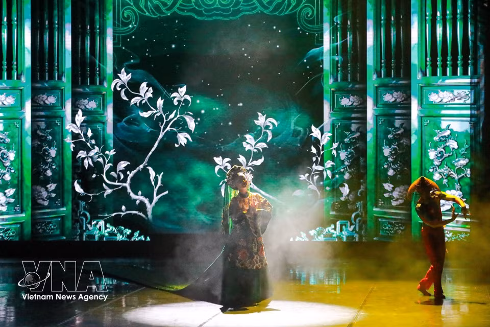 El ballet narra la conexión entre la técnica occidental y el alma sencilla de Vietnam. Foto: Khanh Hoa – VNA
