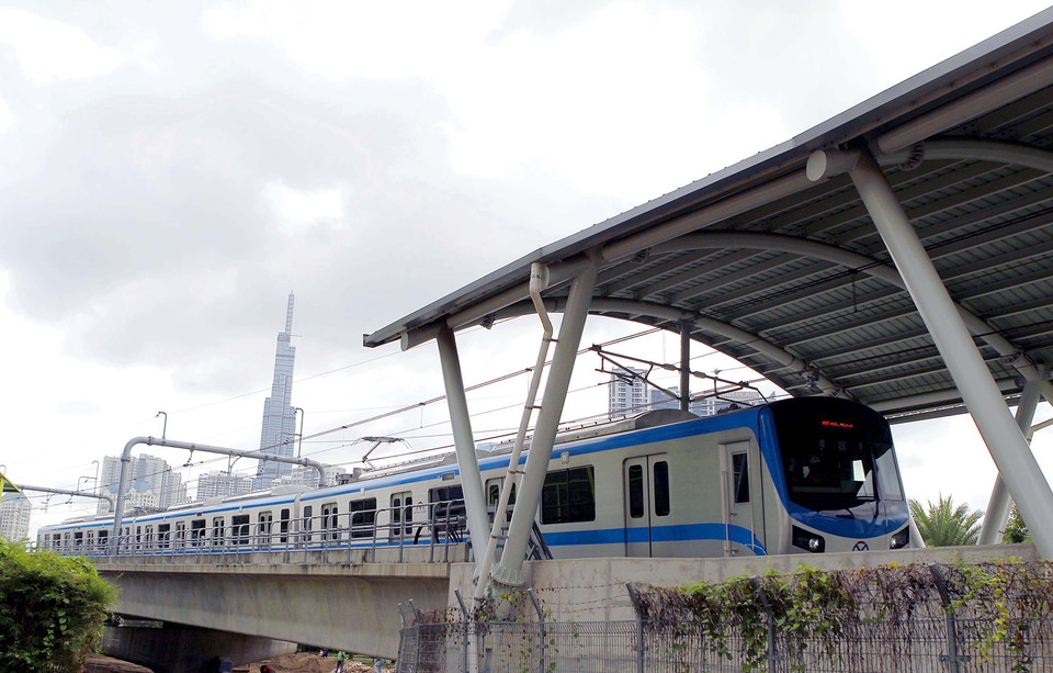 Ciudad Ho Chi Minh pone en funcionamiento por primera vez la línea de metro número 1 Ben Thanh - Suoi Tien. Foto: Hong Dat – VNA