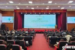 En el seminario titulado “Hai Phong, ciudad pionera en la transición verde y el desarrollo sostenible” (Fuente: congluan.vn)