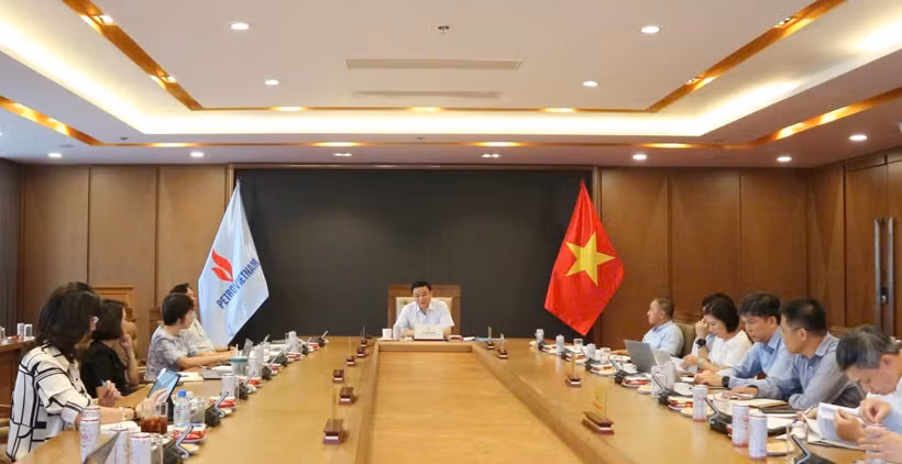 En la reunión de Petrovietnam (Fuente: petrovietnam.petrotimes.vn)
