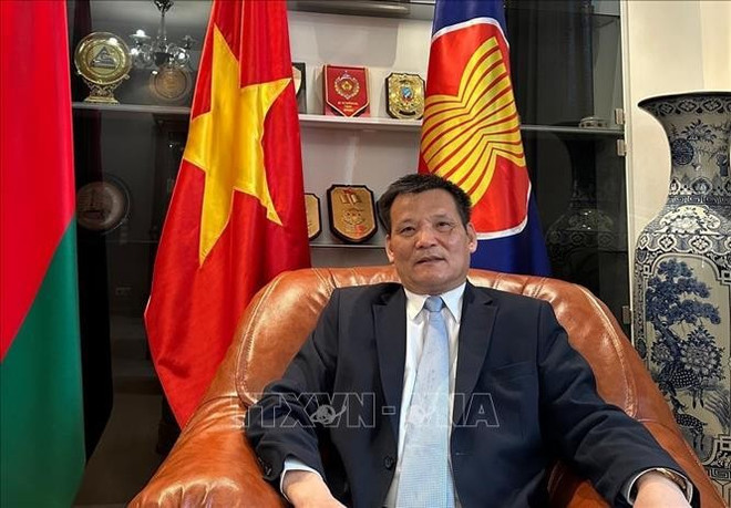 El embajador de Hanoi en Minsk, Nguyen Van Ngu. (Fuente: VNA) belarus-10525.jpg