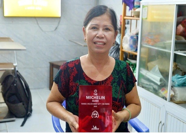 Mien luon (fideos de fríjol con anguila) se selecciona por Michelin. (Fuente: thanhnien.vn) mien.jpg