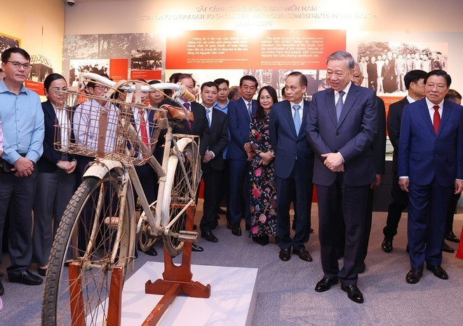 El secretario general del Partido Comunista de Vietnam, To Lam, en el evento. (Fuente: VNA) li.jpg