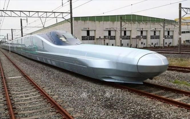El tren bala Shinkansen de nueva generación en Japón. (Fuente: Japan RailPass/VNA) vna-potal-nhat-ban-chay-thu-nghiem-tau-cao-toc-the-he-moi-stand-20250305133859.jpg