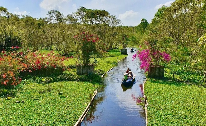 En el bosque de Tra Su, en la provincia de An Giang. (Fuente: VNA) du-lich-an-giang.jpg