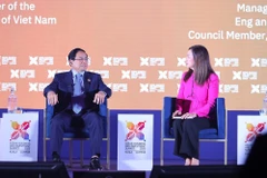 El primer ministro de Vietnam, Pham Minh Chinh, en el diálogo de alto nivel celebrado en el marco de la Cumbre de Negocios e Inversión de la ASEAN 2025 (ABIS). (Foto: VNA)
