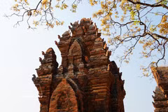 Torre Po Klong Garai: huella de la arquitectura de etnia Cham en Khanh Hoa