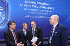 Vietnam da la bienvenida a delegados participantes en ceremonia de firma de la Convención de Hanoi