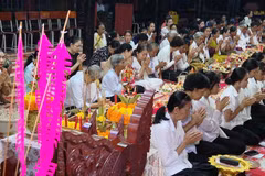 Comunidad Khmer de Ca Mau celebra con alegría Festival Sene Dolta