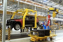 Producción de automóviles en la planta de VinFast en Cat Hai, ciudad de Hai Phong. (Foto: VNA)