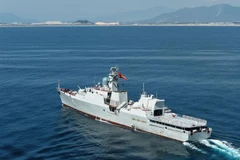 Fuerza naval lista para el desfile en conmemoración del 80.º aniversario del Día Nacional