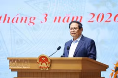 El primer ministro de Vietnam, Pham Minh Chinh, preside la segunda sesión del año del Comité directivo del Gobierno para el desarrollo de la ciencia, la tecnología, la innovación, la transformación digital y el Proyecto 06. (Foto: VNA)