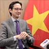 Embajador Do Hung Viet, jefe de la misión permanente de Vietnam ante las Naciones Unidas en una entrevista concedida a corresponsales de la Agencia Vietnamita de Noticias en Nueva York (Foto: VNA)