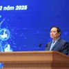El primer ministro Pham Minh Chinh habla en el III Foro Nacional sobre el Desarrollo de la Economía Digital y la Sociedad Digital. (Foto: VNA)